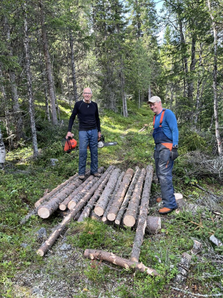 Ivar Helleberg, Rolf Hustvedt